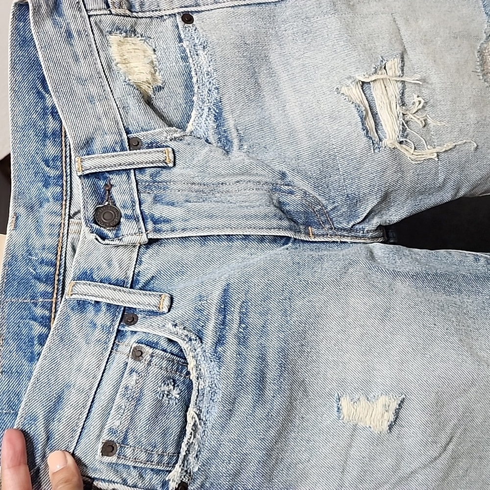 ☀️NWT! Levi's 505 Distressed Cutt-off Shorts, SIZE 24 - Picture 2 of 10